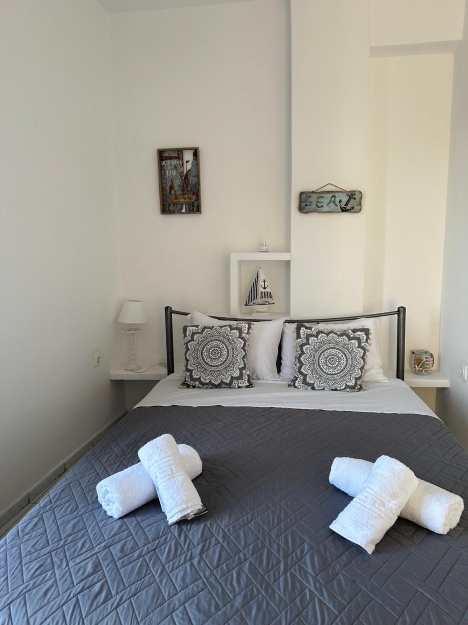 Nicole Rooms Santorini Vóthon Esterno foto