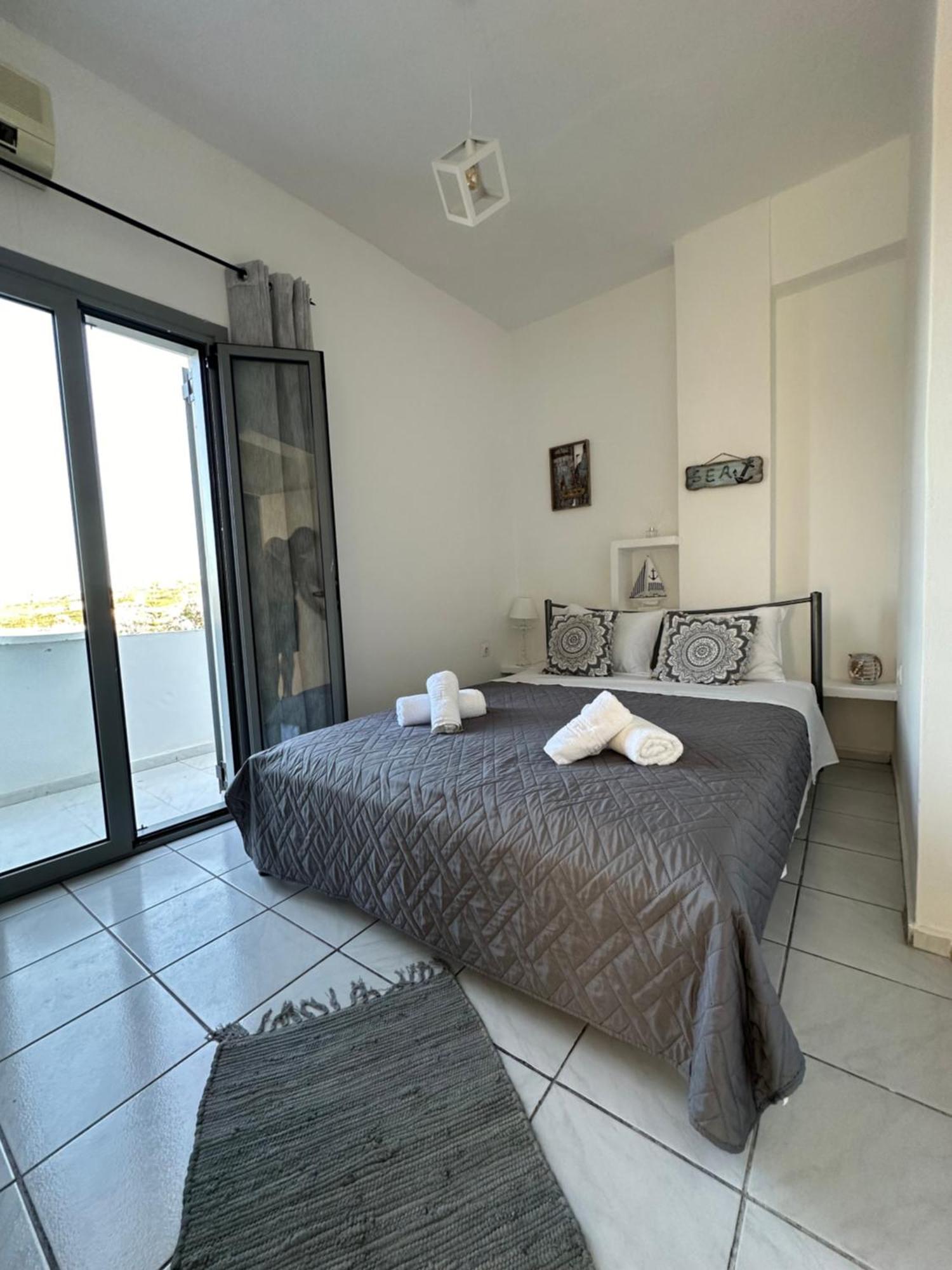 Nicole Rooms Santorini Vóthon Esterno foto
