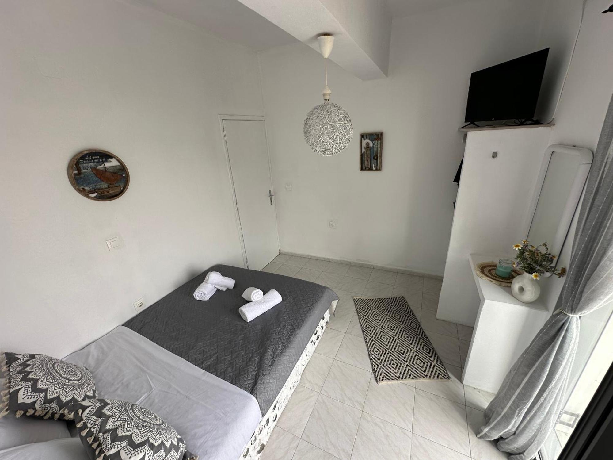 Nicole Rooms Santorini Vóthon Esterno foto